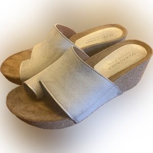 Donald Pliner platform slide shoes, size 7.5